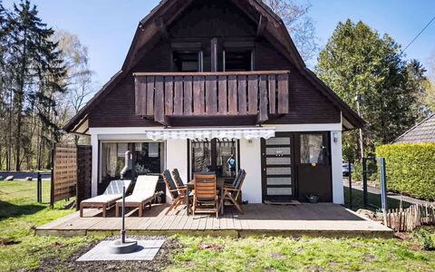 Frielendorf 200: Bâtiment, Maison, Bois, Domicile, Toit, Chalet, Siding, Porche, Porte, Ferme