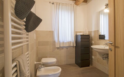 Casa la Selvolina: Salle De Bains, Pièce, Propriété, Design Intérieur, Sol, Meubles, Toilette, Tuile, Bâtiment, Architecture