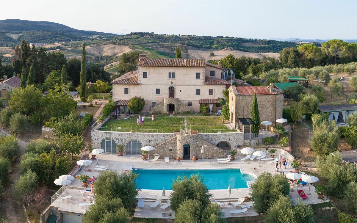 Charming Estate Decimo Dini