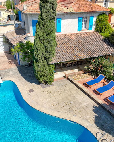 Villa Cyrnos