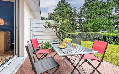 Logement:&nbsp;Village de Légenèse 100.9