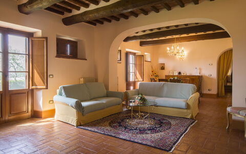 Villa Il Sasso: Pièce, Propriété, Meubles, Design Intérieur, Bâtiment, Plafond, Salon, Maison, Domicile, Immobilier