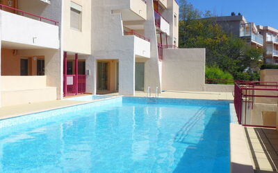 Le Lavandou 320: Propriété, Piscine, Bâtiment, Maison, Immobilier, Appartement, Zone Résidentielle, Domicile, Loisir, Condominium