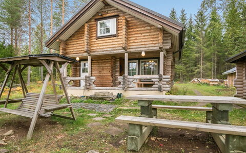 Pikku Harrila: Voie Navigable, Banque, Cours D'Eau, Lac, Chalet, Forêt, Canal, Réservoir, Cabane En Rondins