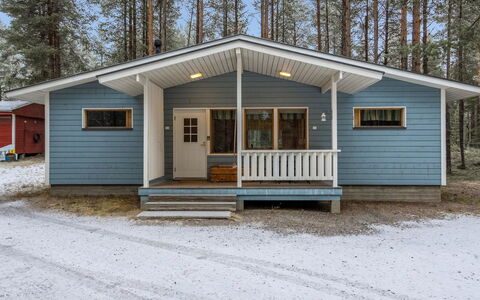 Villa Kuusanka: Bois, Siding, Chalet, Domicile, Porte, Cabane En Rondins, Dur, Batiments Jardin, Planche, Tache De Bois