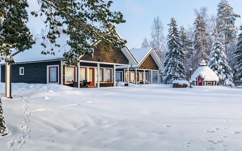 Äyskäri B: Voie Navigable, Banque, Cours D'Eau, Lac, Chalet, Forêt, Canal, Réservoir, Cabane En Rondins