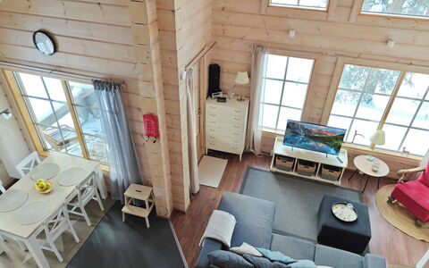 Ihtingin Koskikara: Bois, Dur, Cabane En Rondins, Tache De Bois, Salon, Chaise, Parquet, Vernis, Planche