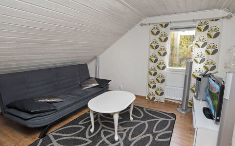 Vuorimäki: Sol, Sol, Bois, Design Intérieur, Meubles, Plafond, Domicile, Parquet, Pièce, Salon