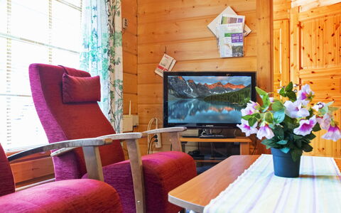 Otso: Chalet, Maison, Domicile, Batiments Jardin, Siding, Cabane En Rondins, Ferme, Biens, Cabanon, Cour