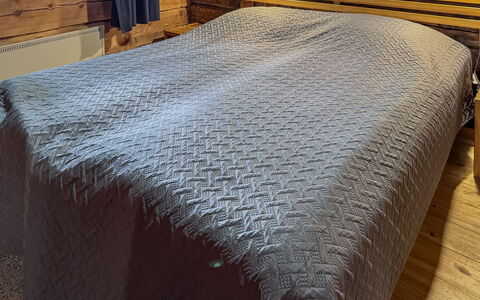 Sompsanniemi: Textile, Linge, Sol, Sol, Chambre, Cadre De Lit, Parquet, Dur, Literie, Lit