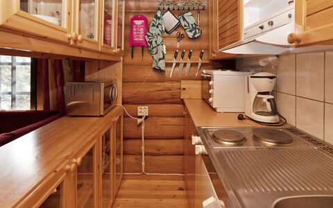 Metsämaja: Sol, Bois, Design Intérieur, Sol, Pièce, Tache De Bois, Cuisine, Meubles, Dur, Parquet