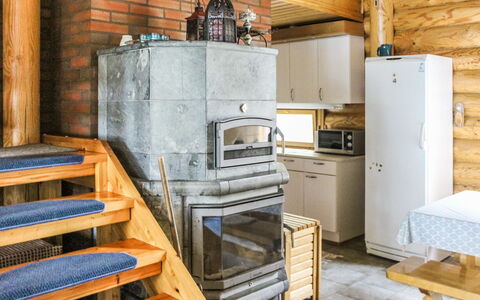 Villa Hermanni: Bois, Cabane En Rondins, Chalet, Pièce, Dur, Tache De Bois, Le Fourneau, Planche, Lumber, Cuisine