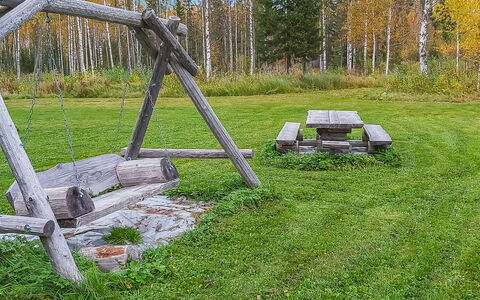 Niementalo 2: Chalet, Maison, Domicile, Batiments Jardin, Siding, Cabane En Rondins, Ferme, Biens, Cabanon, Cour