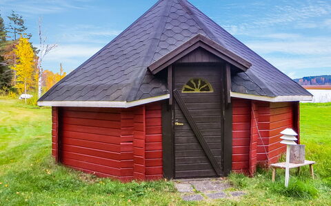 Niementalo 2: Chalet, Maison, Domicile, Batiments Jardin, Siding, Cabane En Rondins, Ferme, Biens, Cabanon, Cour