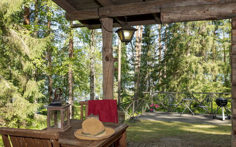 Rinnekämppä: Meubles, Sol, Design Intérieur, Mur, Sol, Canapé, Bois, Salon, Parquet, Pièce