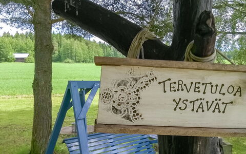 Hilupilttuu: Arbre, Banque, Maison, Chalet, Lac, Étang, Forêt, Cabane En Rondins