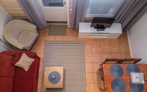 Karitahko a 2: Herbe, Maison, Chalet, Lot Terre, Domicile, Biens, Pelouse, Siding, Ferme, Porche