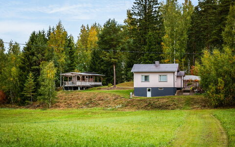 Villa Ebba: Herbe, Arbre, Maison, Chalet, Domicile, Lot Terre, Zone Rurale, Paysage, Toit