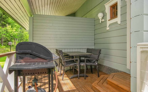 Rusakko: Chalet, Maison, Domicile, Batiments Jardin, Siding, Cabane En Rondins, Ferme, Biens, Cabanon, Cour