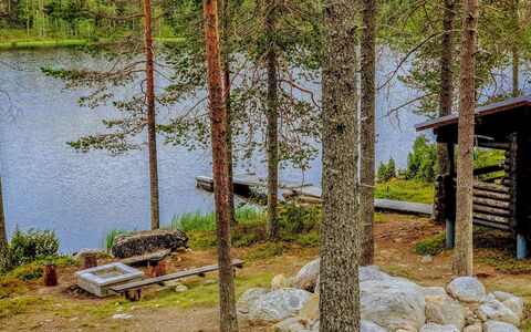 Domnan Pirtti: Voie Navigable, Banque, Cours D'Eau, Lac, Chalet, Forêt, Canal, Réservoir, Cabane En Rondins