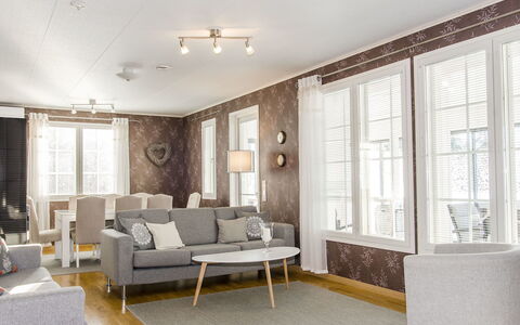 Villa Eriksberg: Bois, Tronc, L'Hiver, Brindille, Mobilier De Jardin, Gelé, Des Bois, Neige, Arrière-Cour