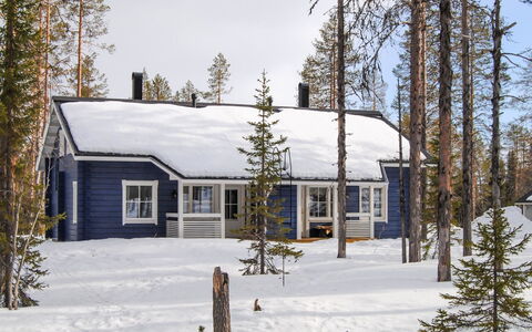 Ylläs Mustikka B: Voie Navigable, Banque, Cours D'Eau, Lac, Chalet, Forêt, Canal, Réservoir, Cabane En Rondins