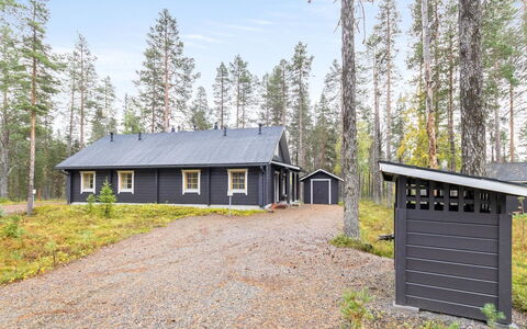 Honkahovi: Voie Navigable, Banque, Cours D'Eau, Lac, Chalet, Forêt, Canal, Réservoir, Cabane En Rondins