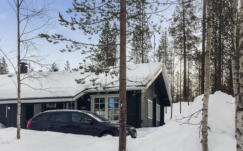 Lomaylläs B26 Palovaarankaarre 8 a: Voie Navigable, Banque, Cours D'Eau, Lac, Chalet, Forêt, Canal, Réservoir, Cabane En Rondins