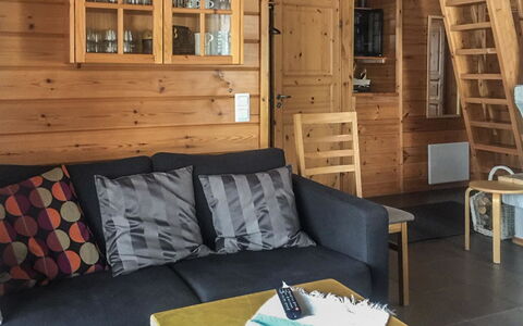 Lomaylläs B26 Palovaarankaarre 8 a: Voie Navigable, Banque, Cours D'Eau, Lac, Chalet, Forêt, Canal, Réservoir, Cabane En Rondins