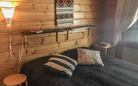 Lomaylläs B26 Palovaarankaarre 8 a: Voie Navigable, Banque, Cours D'Eau, Lac, Chalet, Forêt, Canal, Réservoir, Cabane En Rondins