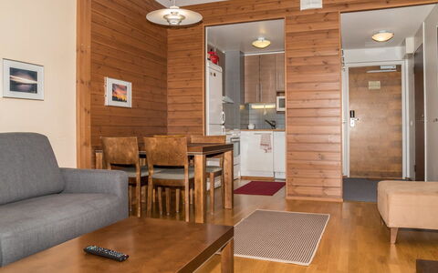 Ylläs Chalets A402: Voie Navigable, Banque, Cours D'Eau, Lac, Chalet, Forêt, Canal, Réservoir, Cabane En Rondins
