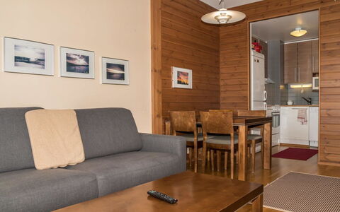 Ylläs Chalets A402: Voie Navigable, Banque, Cours D'Eau, Lac, Chalet, Forêt, Canal, Réservoir, Cabane En Rondins