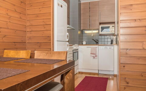 Ylläs Chalets A402: Voie Navigable, Banque, Cours D'Eau, Lac, Chalet, Forêt, Canal, Réservoir, Cabane En Rondins