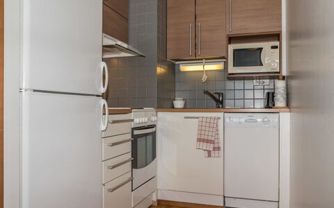 Ylläs Chalets A402: Voie Navigable, Banque, Cours D'Eau, Lac, Chalet, Forêt, Canal, Réservoir, Cabane En Rondins
