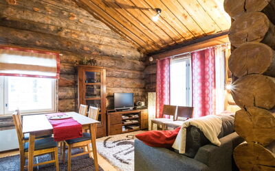 Lomaylläs D58 Palovaarankaarre 11B