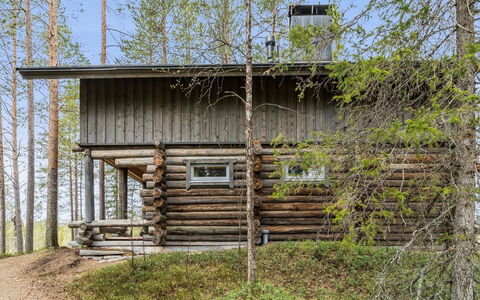 Tievatupa 1, Isompi: Voie Navigable, Banque, Cours D'Eau, Lac, Chalet, Forêt, Canal, Réservoir, Cabane En Rondins