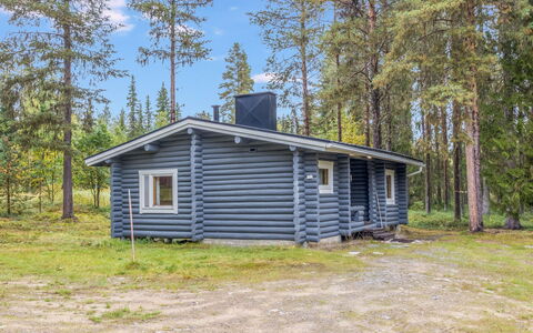 Ravelin: Voie Navigable, Banque, Cours D'Eau, Lac, Chalet, Forêt, Canal, Réservoir, Cabane En Rondins