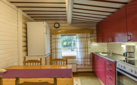 Ravelin: Voie Navigable, Banque, Cours D'Eau, Lac, Chalet, Forêt, Canal, Réservoir, Cabane En Rondins