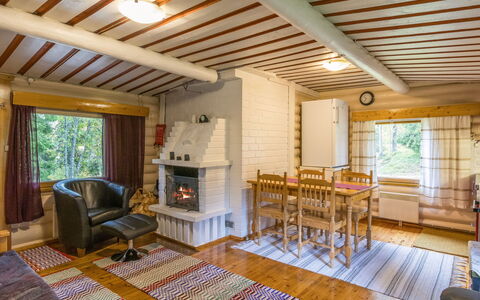 Ravelin: Voie Navigable, Banque, Cours D'Eau, Lac, Chalet, Forêt, Canal, Réservoir, Cabane En Rondins