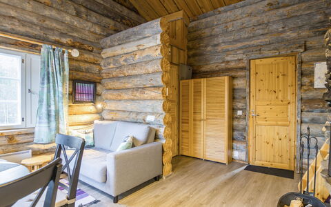Lomaylläs G101 Tunturipolku 1A: Bois, Sol, Design Intérieur, Plafond, Sol, Domicile, Pièce, Parquet, Dur, Cabane En Rondins
