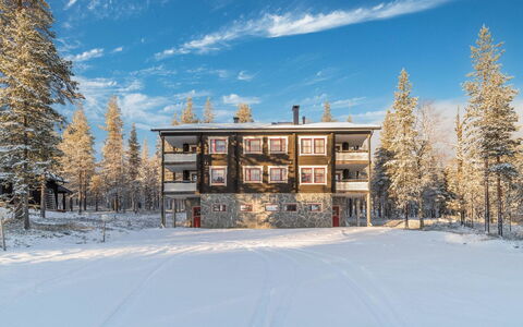 White Dream B: Voie Navigable, Banque, Cours D'Eau, Lac, Chalet, Forêt, Canal, Réservoir, Cabane En Rondins