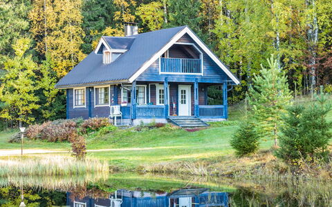 Iltarusko: Bois, Chalet, Tache De Bois, Dur, Cabane En Rondins, Planche, Plafond, Matériau Naturel, Lumber, Batiments Jardin