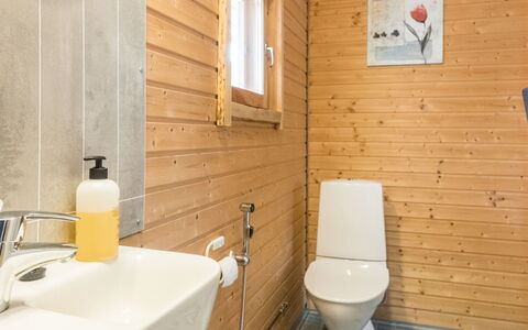 Pikkupöllö: Sol, Sol, Bois, Design Intérieur, Luminaire Plomberie, Toilette, Évier, Plafond, Pièce, Domicile