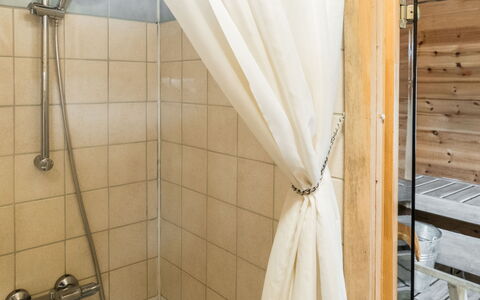 Pikkupöllö: Sol, Sol, Design Intérieur, Douche, Salle De Bains, Plomberie, Luminaire Plomberie, Composite, Rideau De Douche, Tete De Douche