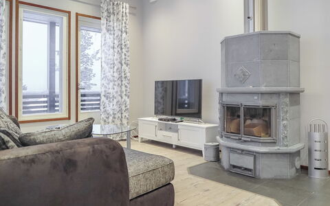 Karhu a: Sol, Meubles, Design Intérieur, Bois, Sol, Salon, Domicile, Pièce, Canapé, Foyer