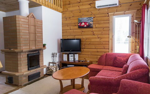 Peiponpesä a: Chalet, Maison, Domicile, Batiments Jardin, Siding, Cabane En Rondins, Ferme, Biens, Cabanon, Cour