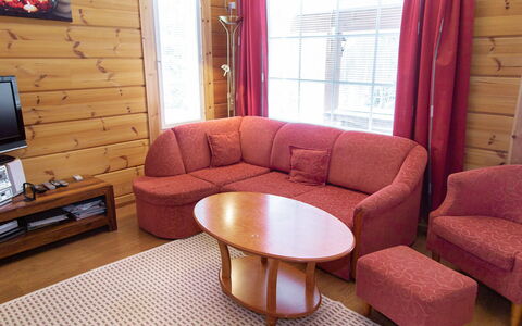 Peiponpesä a: Chalet, Maison, Domicile, Batiments Jardin, Siding, Cabane En Rondins, Ferme, Biens, Cabanon, Cour