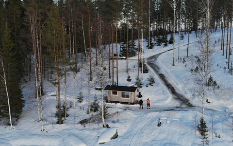 Hämyrinne: Bois, Chalet, Cabane En Rondins, Forêt, Cabanon, Batiments Jardin, Mélèze, Des Bois, Tache De Bois