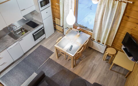 Lähikaltio 314: Bois, Sol, Sol, Meubles, Design Intérieur, Cuisine, Pièce, Appartement, Principaux Appliance, Plafond