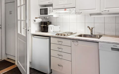 Yllästar 1 As 211: Cuisine, Appareil De Cuisine, Principaux Appliance, Comptoir, Évier, Cabinetry, Design Intérieur, Evier, Meubles, Électroménager